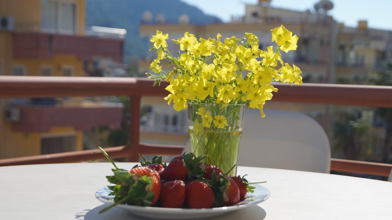Elegant Baronessa Apart Hotel Аланя Екстериор снимка